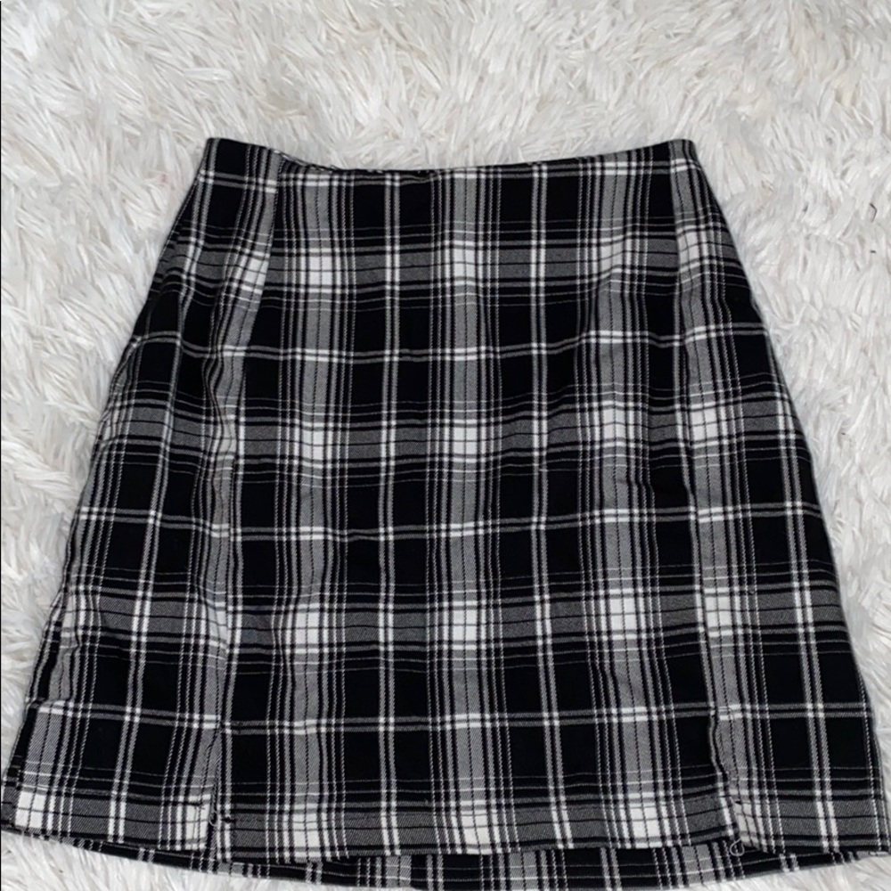 brandy melville skirt